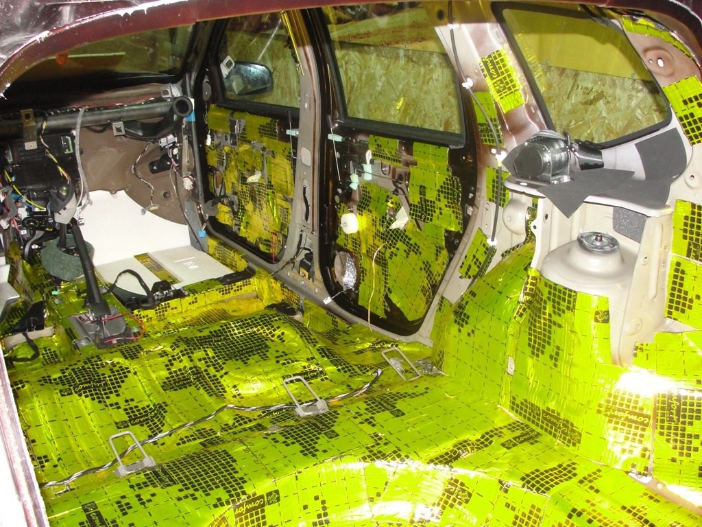 Комплект на пол салона автомобиля GOLD